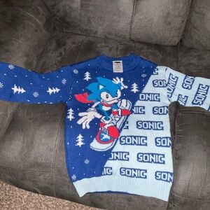 Vibrant Royal Blue Crewneck Sweater with Graphic Design